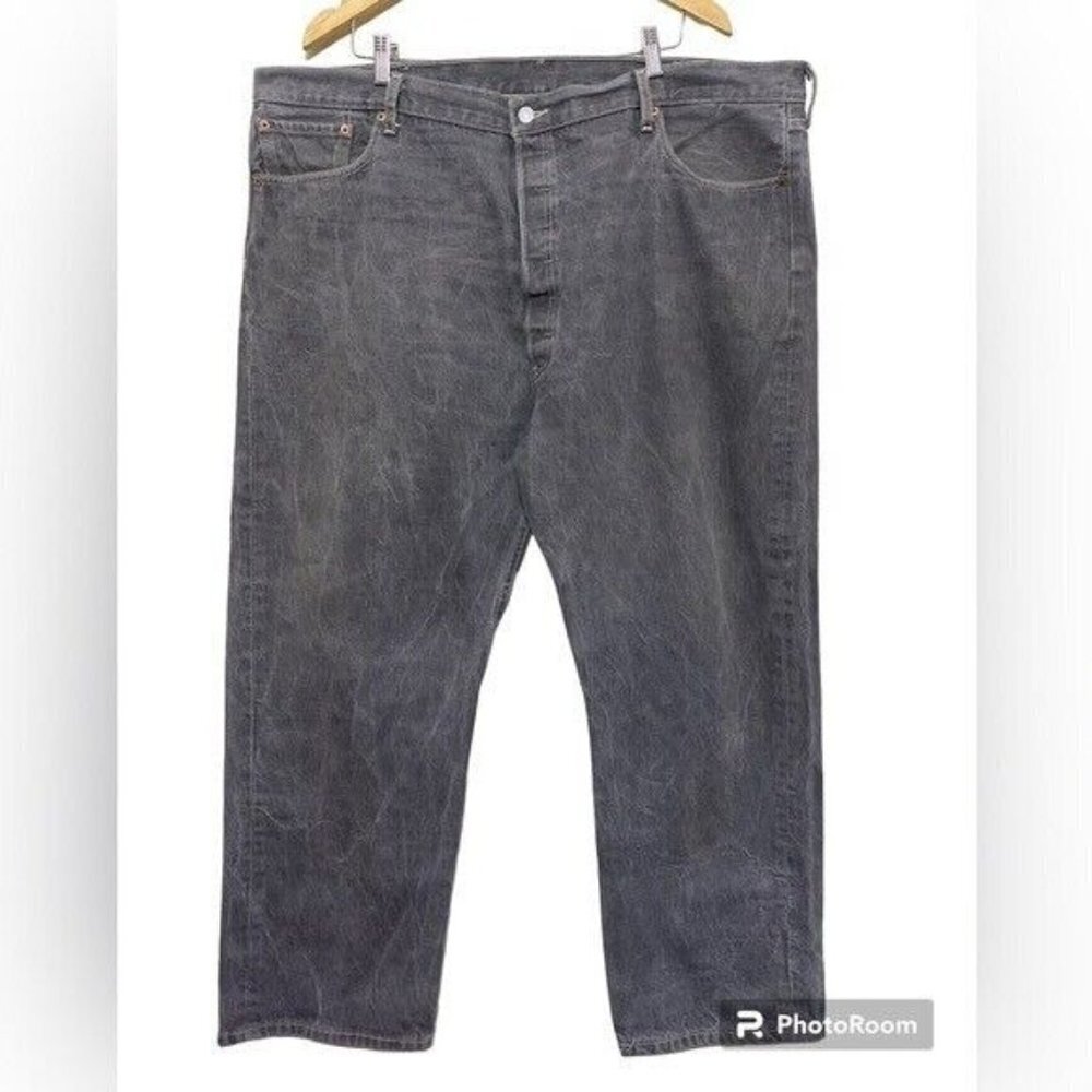Levi’s straight legs mens  Jean  Gray size 48X32 vintage button fly